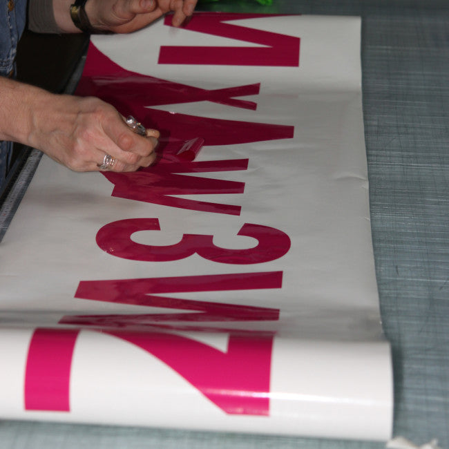 Foliebogstaver i indpakningsfolie