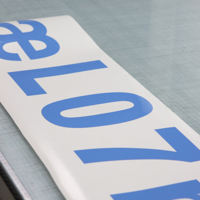 Foliebogstaver i indpakningsfolie